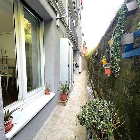 Lore - Parking Y Bicis Gratis San Sebastián Dış mekan fotoğraf